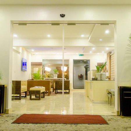 Catherine Villa Lagos Exterior photo