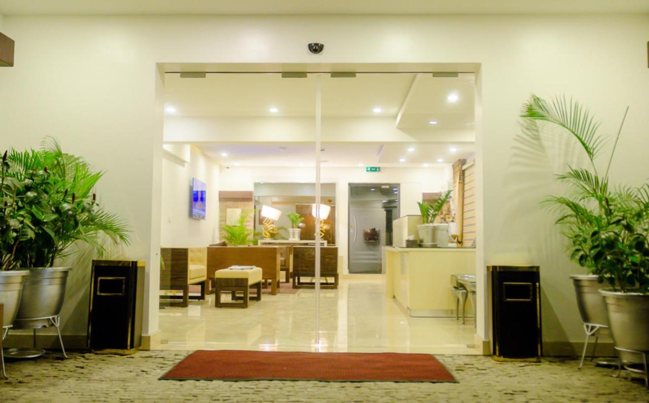 Catherine Villa Lagos Exterior photo