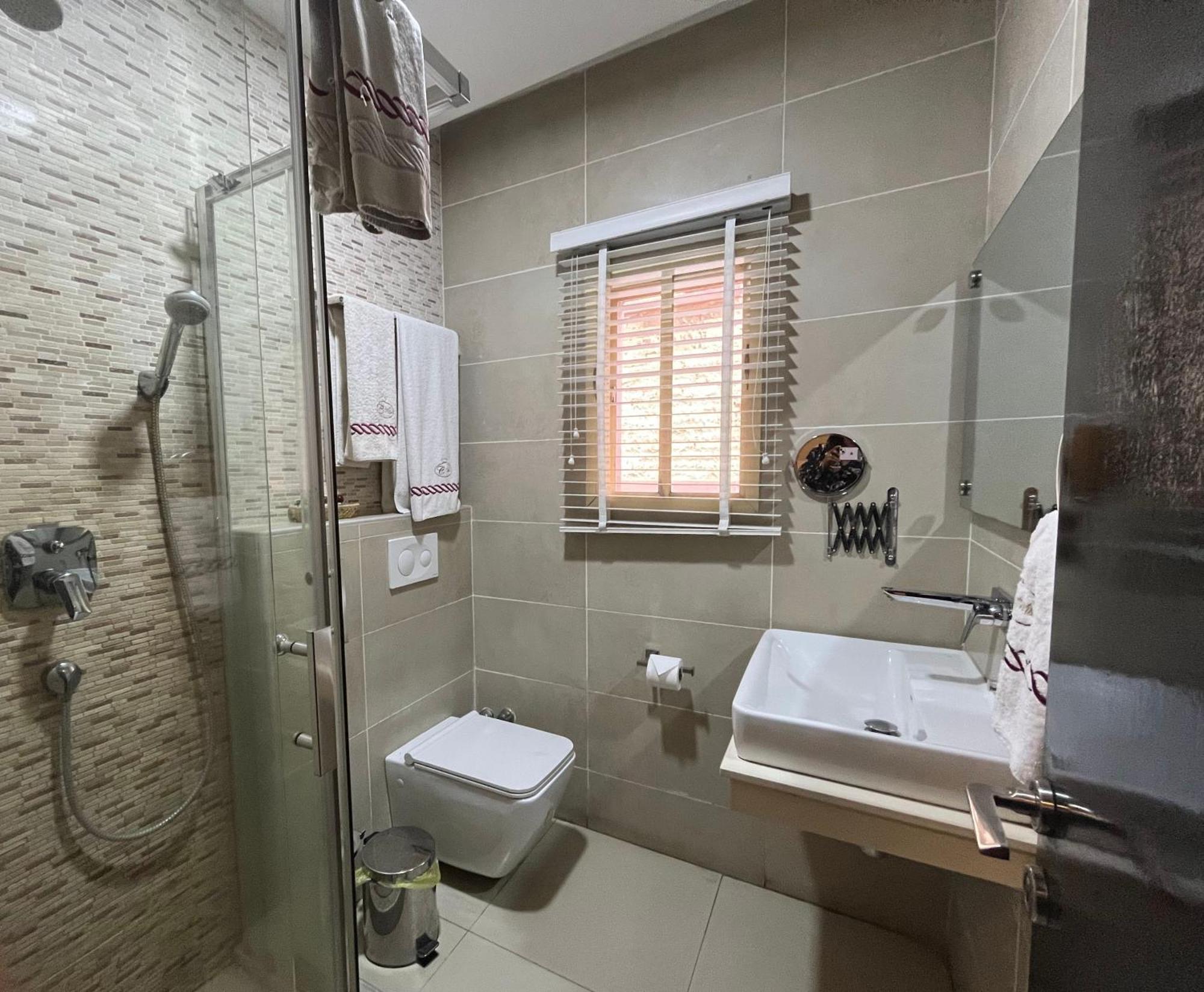 Catherine Villa Lagos Exterior photo
